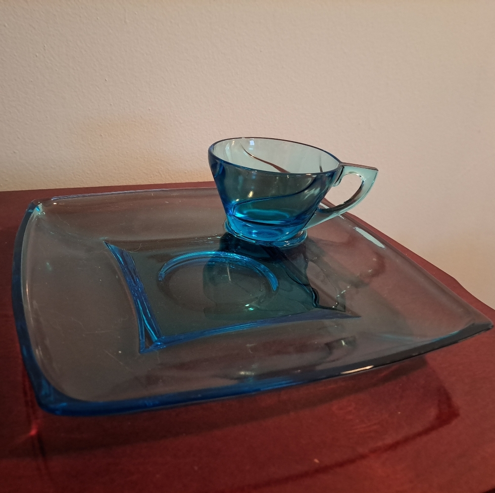 Hazel Atlas Snack Set - Picture 6 of 6